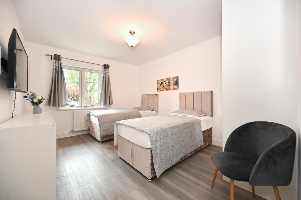 Luxury 2Bedroom - 2Bath - Prime Location - Patio Harrow on the Hill 외부 사진
